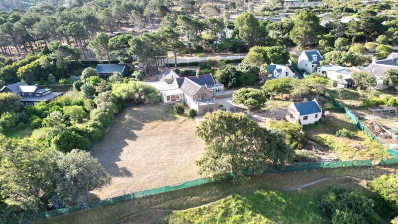 8 Bedroom Property for Sale in Hout Bay Western Cape